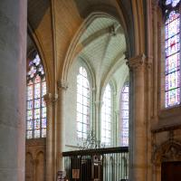 Cathédrale Saint-Julien du Mans - Interior, chevet, south radiating chapel