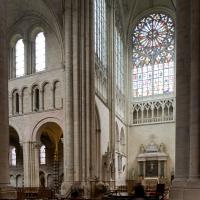Cathédrale Saint-Julien du Mans - Interior, north transept, western side