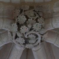 Cathédrale Saint-Julien du Mans - Interior, chevet, south radiating chapel, apsidal vault, boss