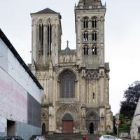 Cathédrale Saint-Pierre de Lisieux - Exterior, western frontispiece