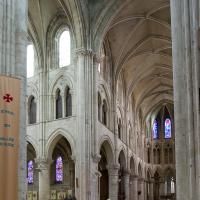 Cathédrale Saint-Pierre de Lisieux - Interior, crossing looking into chevet and north transept