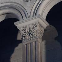 Cathédrale Saint-Jean-Baptiste de Lyon - Interior, chevet, hemicycle, triforium, arcade, shaft capital
