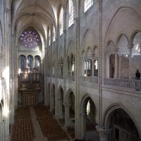 Collégiale Notre-Dame de Mantes-la-Jolie - Interior, nave looking west from east chevet gallery level