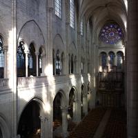 Collégiale Notre-Dame de Mantes-la-Jolie - Interior, south nave elevation from east chevet gallery level