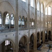Collégiale Notre-Dame de Mantes-la-Jolie - Interior, north nave elevation from gallery