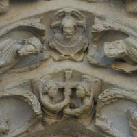Collégiale Notre-Dame de Mantes-la-Jolie - Exterior, western frontispiece, center portal, voussoirs, detail
