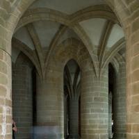Abbaye du Mont-Saint-Michel - Interior, crypt (Crypte des Gros Piliers)