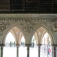 Abbaye du Mont-Saint-Michel - Interior, cloister arcade detail