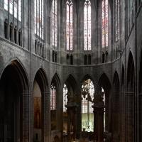 Cathédrale Saint-Just-Saint-Pasteur de Narbonne - Interior, chevet, looking looking northeast from organ loft 