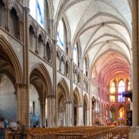Cathédrale Saint-Cyr-Sainte-Juiliette de Nevers - Interior, north nave elevation looking east
