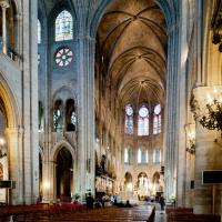 Cathédrale Notre-Dame de Paris - Interior, crossing space looking northeast