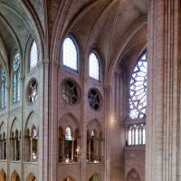 Cathédrale Notre-Dame de Paris - Interior, north transept, gallery level, looking northwest 