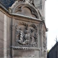 Cathédrale Notre-Dame de Paris - Exterior, chevet, northern chapels, relief