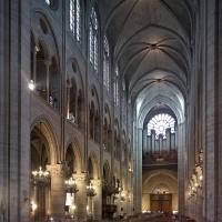 Cathédrale Notre-Dame de Paris - Interior, nave looking southwest