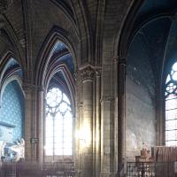 Cathédrale Notre-Dame de Paris - Interior, chevet, ambulatory, radiating chapels, looking southeast
