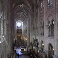 Cathédrale Notre-Dame de Paris - Interior, chevet, gallery level, looking northwest
