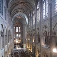 Cathédrale Notre-Dame de Paris - Interior, nave, gallery level looking southeast