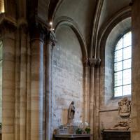 Église Saint-Germain-des-Prés - Interior, chevet, south aisle chapel looking southeast