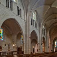 Église Saint-Pierre-de-Montmartre - Interior, nave looking northeast