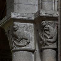 Collégiale Notre-Dame de Poissy - Interior, chevet, north arcade, capital
