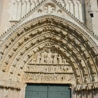 Cathédrale Saint-Pierre de Poitiers - Exterior, western frontispiece, center portal, tympanum and archivolts