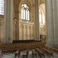 Cathédrale Saint-Pierre de Poitiers - Interior, nave and south aisle looking southwest