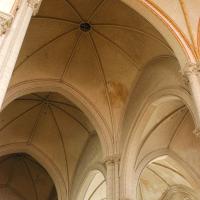 Cathédrale Saint-Pierre de Poitiers - Interior, nave vaults