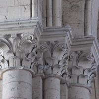 Cathédrale Saint-Pierre de Poitiers - Interior, chevet, north arcade, pier capital