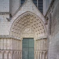 Cathédrale Saint-Pierre de Poitiers - Exterior, western frontispiece, south portal