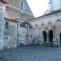 Église Notre-Dame de Pontigny - Exterior, western frontispiece and north porch