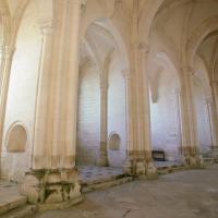 Église Notre-Dame de Pontigny - Inteior, ambulatory chapels
