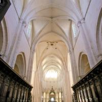 Église Notre-Dame de Pontigny - Interior, choir looking east