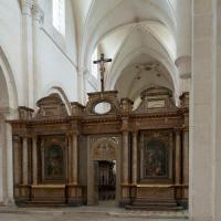 Église Notre-Dame de Pontigny - Interior, choir screen