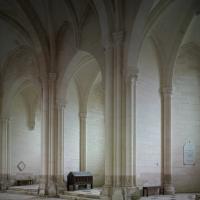 Église Notre-Dame de Pontigny - Interior, chevet, ambulatory, radiating chapels