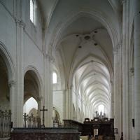 Église Notre-Dame de Pontigny - Interior, north chevet looking southwest