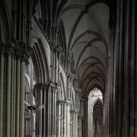 Cathédrale Notre-Dame de Rouen - Interior, south nave aisle looking east