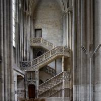 Cathédrale Notre-Dame de Rouen - Interior, north transept library staircase
