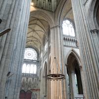 Cathédrale Notre-Dame de Rouen - Interior, crossing and north transept from south transept
