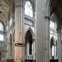 Cathédrale Notre-Dame de Rouen - Interior, crossing from south transept