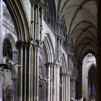 Cathédrale Notre-Dame de Rouen - Interior, south nave aisle looking northeast