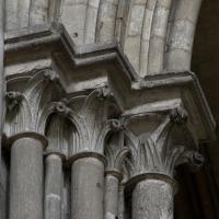 Cathédrale Notre-Dame de Rouen - Interior, nave, north gallery, capitals