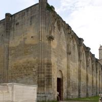 Abbaye de Royaumont - Exteropr, ruins of cloisters