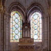 Basilique de Saint-Denis - Interior, chevet, northeast ambulatory, radiating chapel