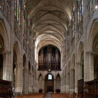 Basilique de Saint-Denis - Interior, nave looking west