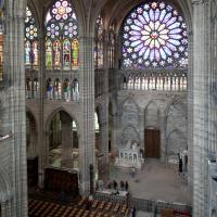 Basilique de Saint-Denis - Interior, south transept, clerestory level, looking northwest into crossing and north transept