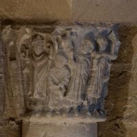Basilique de Saint-Denis - Interior, crypt, south aisle, inner dado, shaft capital