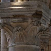 Basilique de Saint-Denis - Interior, chevet, hemicycle, arcade, pier capital