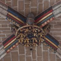 Basilique de Saint-Denis - Interior, crossing, vaulting boss