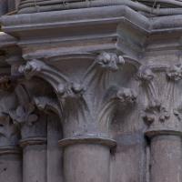 Basilique de Saint-Denis - Interior, chevet, south arcade, pier capital
