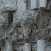 Basilique de Saint-Denis - Exterior, south transept, portal, east jamb, shaft capitals